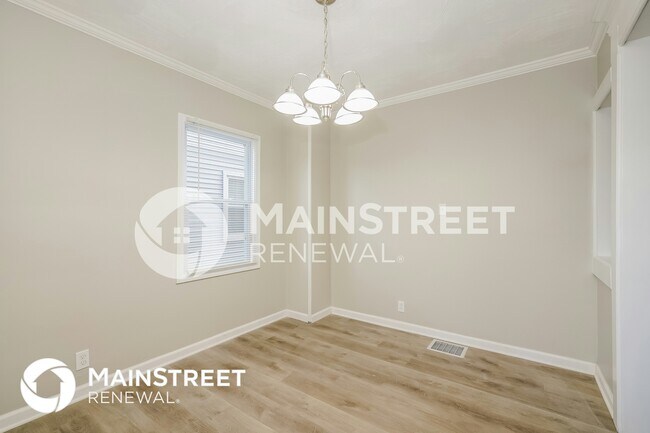 Building Photo - 1141 N Rochester Ave