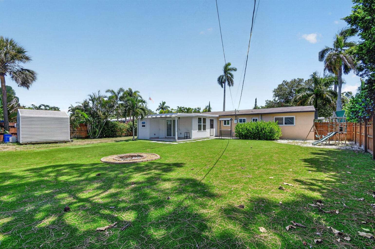 Building Photo - 907 Wright Dr