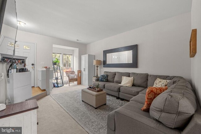 Building Photo - 44481 Watertown Terrace