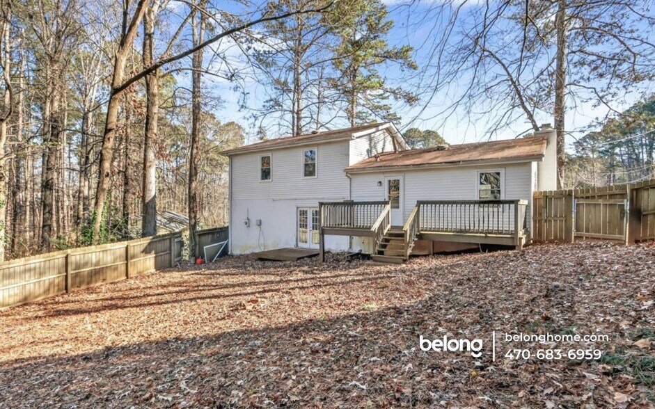 Building Photo - 4703 N Springs Rd NW