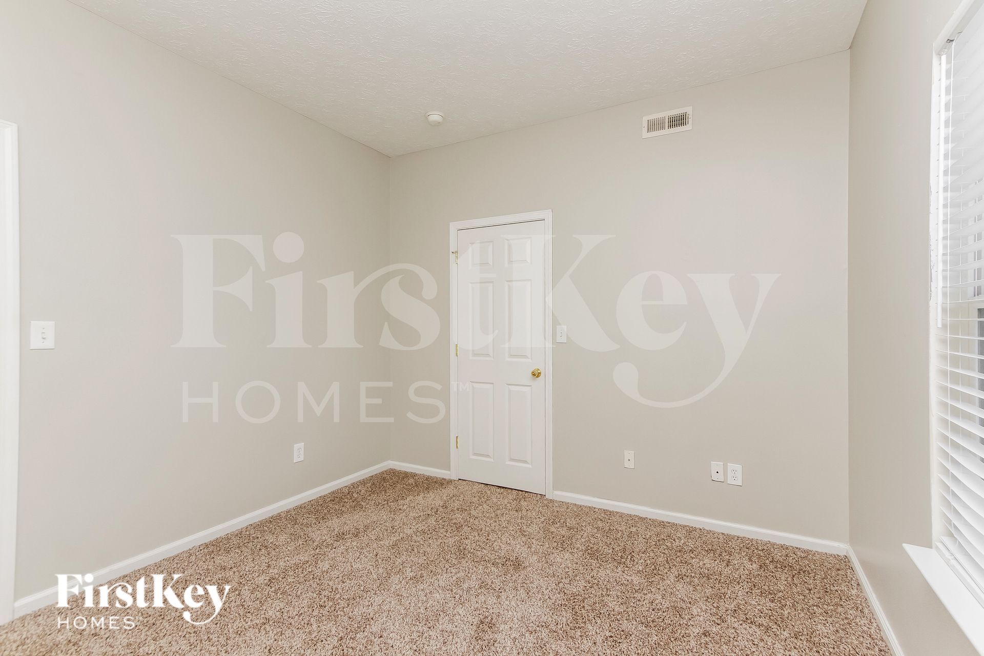 Building Photo - 1914 Winton Dr