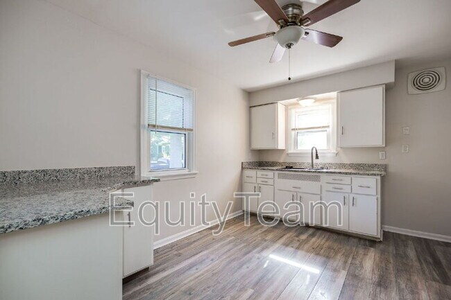 Building Photo - 6949 Marbev Dr