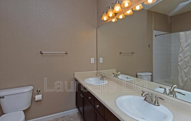 Building Photo - 7388 S Alkire St