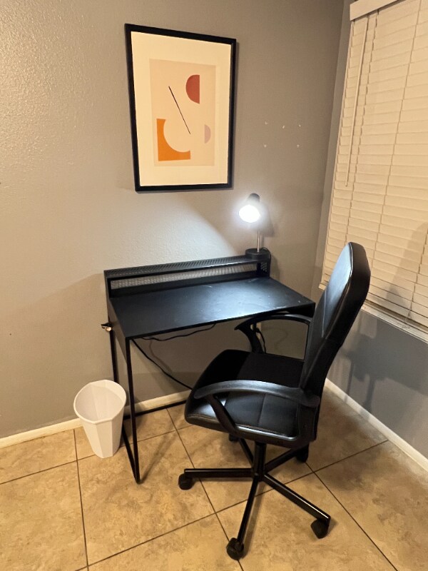 Building Photo - 1253 S Revere