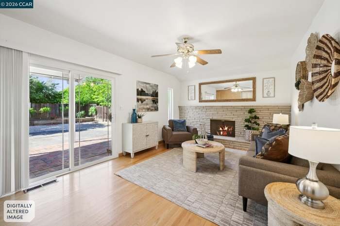 Building Photo - 3114 Santa Paula Dr