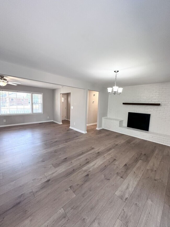 Building Photo - Waterfront Living in Chesapeake – Serene Views & Prime Location