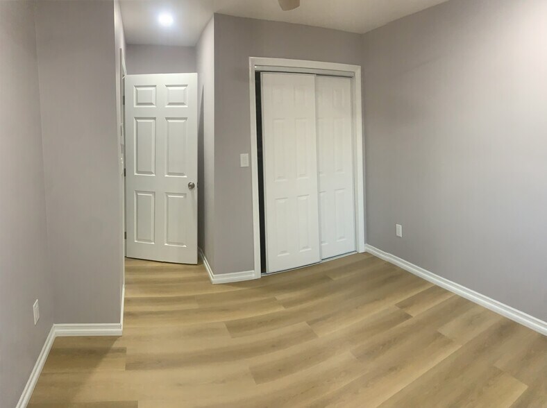 bedroom 1 - 3448 Fairmount Blvd