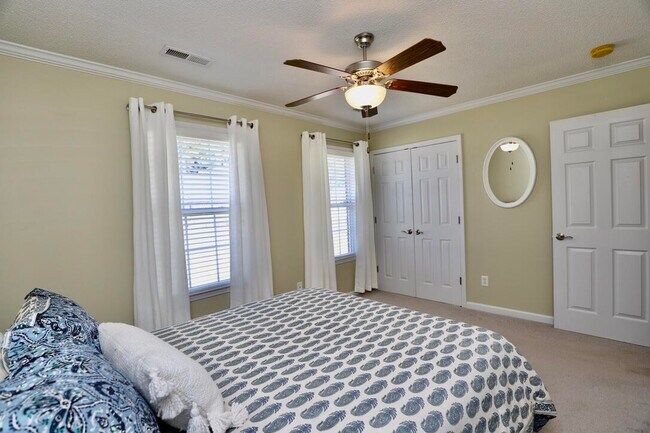 Building Photo - 3196 Daufaskie Rd