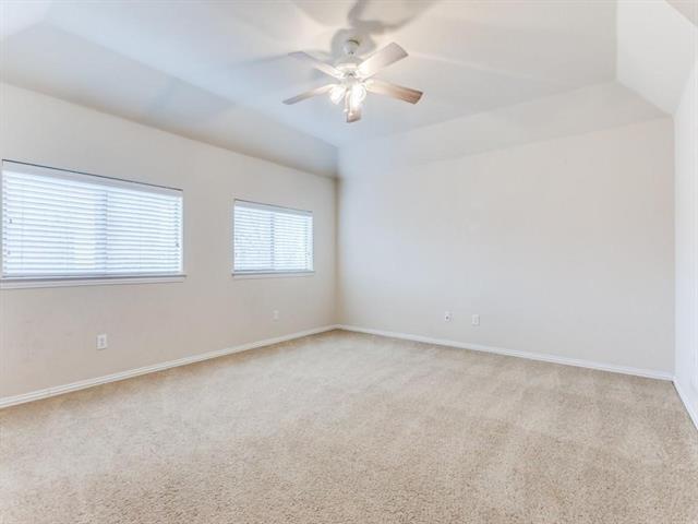 Building Photo - 8325 Estandarte Ct