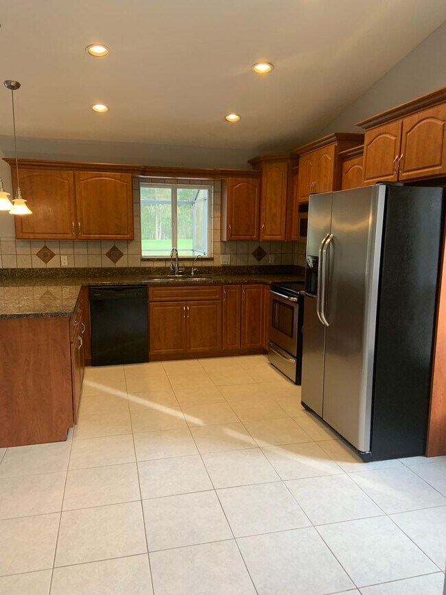 Building Photo - Coming Soon! Cypress Knolls Pool Home!