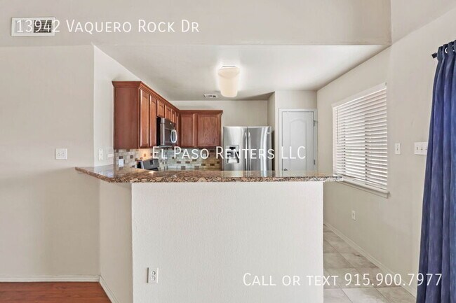Building Photo - 13942 Vaquero Rock Dr