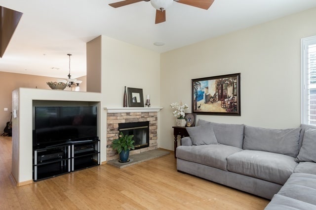 Building Photo - Hidden Meadows Executive 4bd 2.15 ba Home