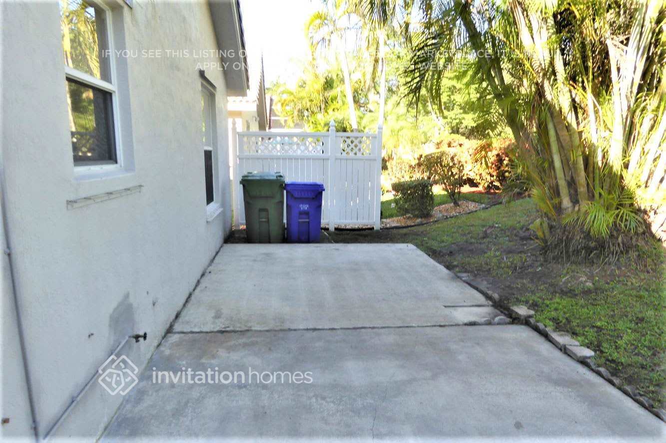 Building Photo - 18351 NW 8th St