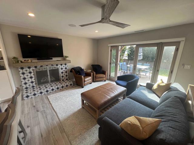 Building Photo - 250 Avenida Monterey