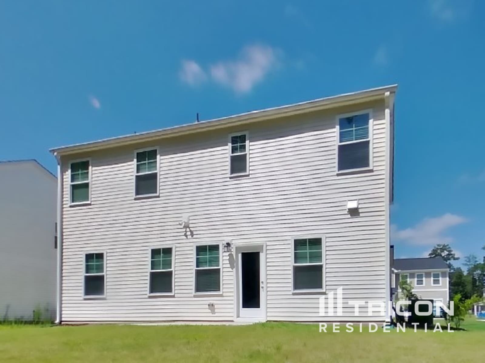Building Photo - 449 Willard Wds Dr