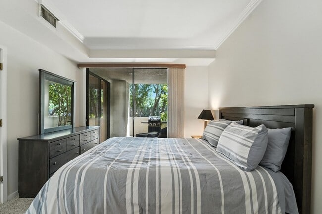 Building Photo - Beautiful 2-Bed, 2-Bath Condo in Gainey Ranch!