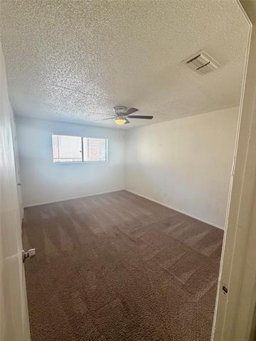 Building Photo - 106 N W Pk Dr