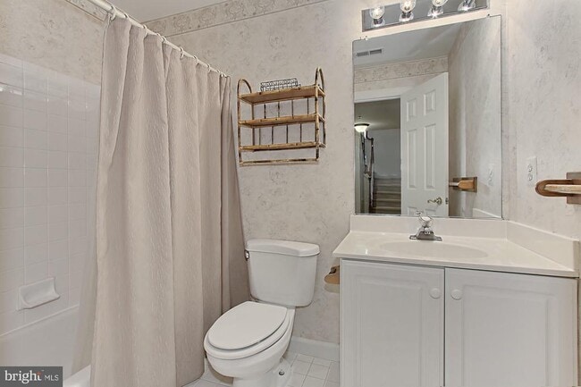 Building Photo - 1850 Brenthill Wy