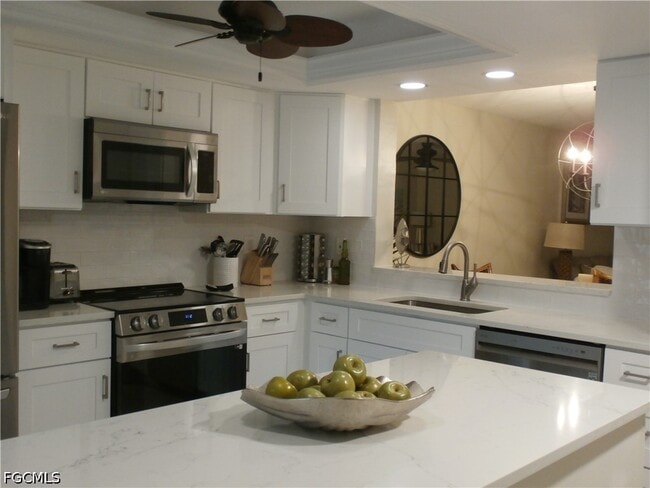 Building Photo - 12661 Kelly Sands Way