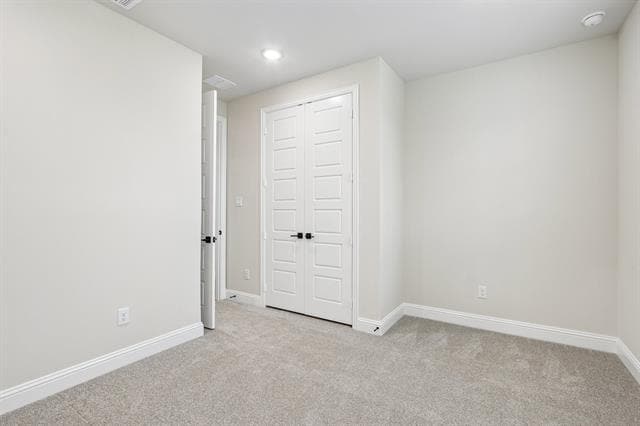 Building Photo - 716 Papyrus Dr