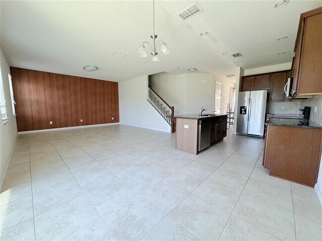 Building Photo - 2428 Chateau Lp