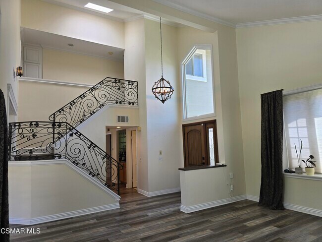 Building Photo - 3017 Klamath Ave