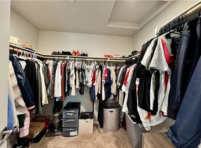 Building Photo - 609 Josephine Ave