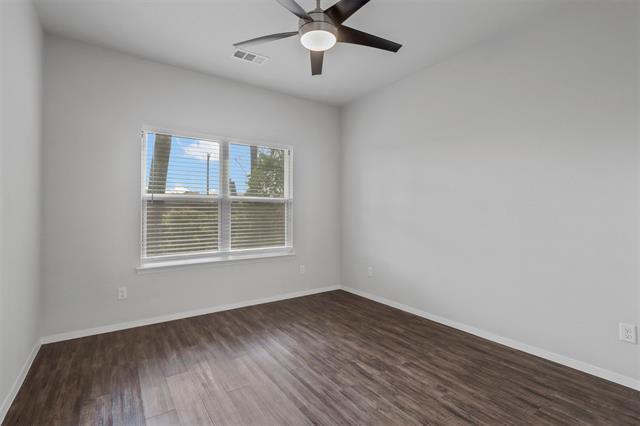 Building Photo - 818 Rose St