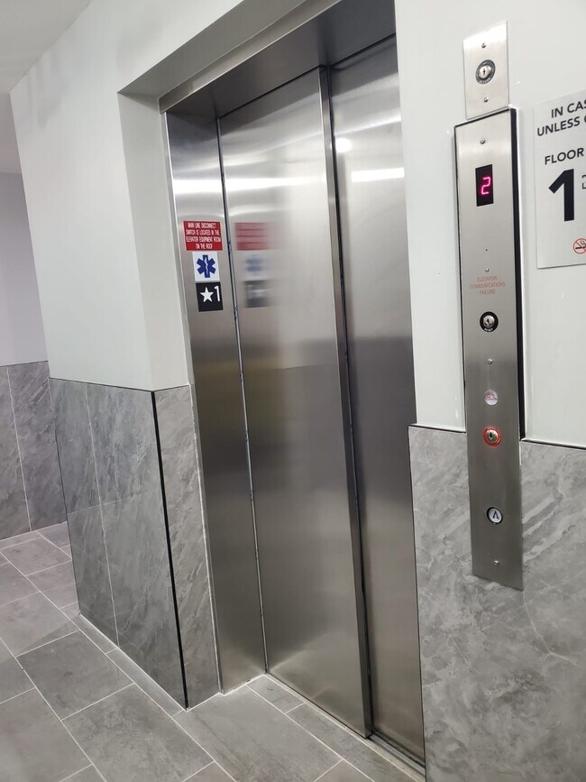 Building Photo - 80-12 Jamaica Ave