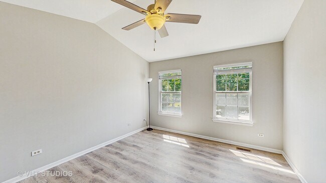 Building Photo - 2135 Schumacher Ln