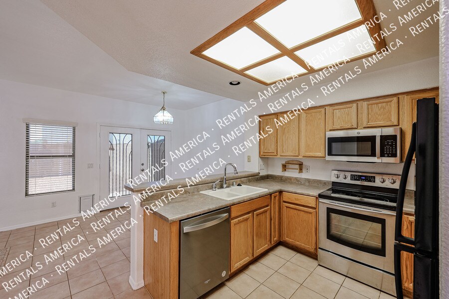 Building Photo - 3513 W Whispering Wind Dr