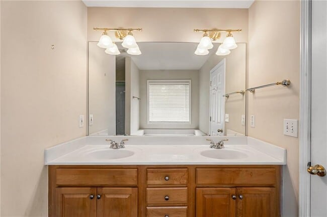 Building Photo - 6920 Autumn Hills Dr