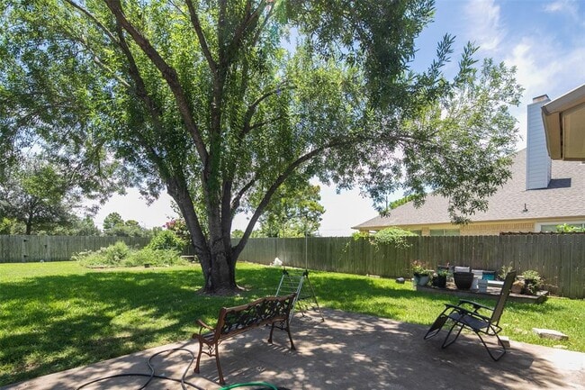 Building Photo - 14807 Swift River Ln