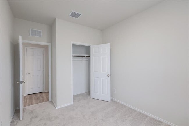 Building Photo - 212 Sugar Cane Rd