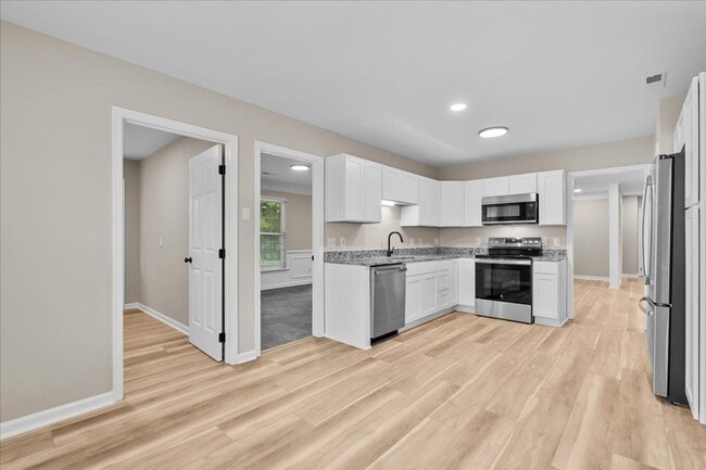 Building Photo - Coming Soon! Single Story Rental in Jamestown's Colony Park!