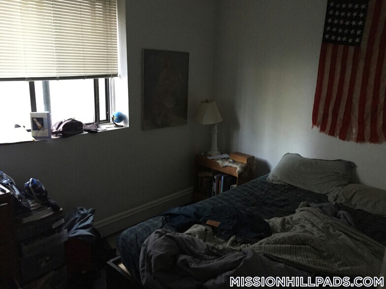 Building Photo - 226 Parker Hill Ave