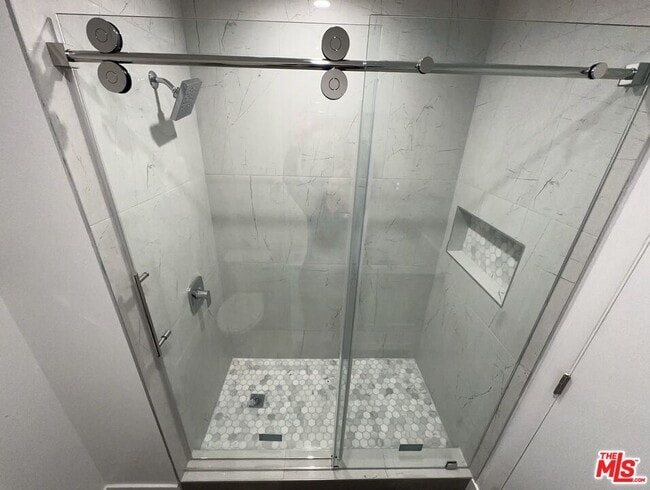 Building Photo - 8635 Cashio St