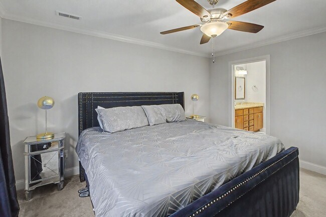Building Photo - Spacious 4-Bedroom, 3.5-Bathroom Townhome & 2-Car Garage-West Champaign