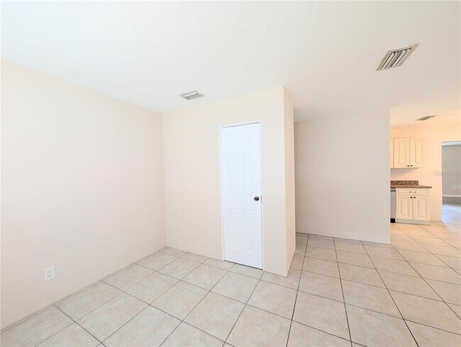 Building Photo - 1708 Bayshore Gardens Pkwy