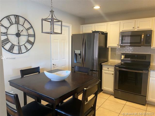 Building Photo - 7026 SW 164th Ct