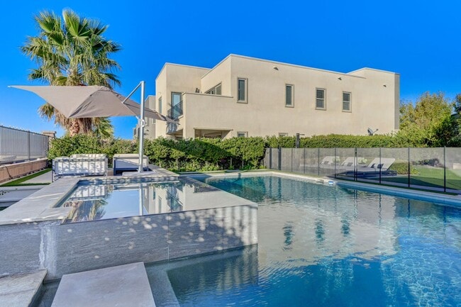 Building Photo - Distinctive Fully Furnished Estate in The Canyons!