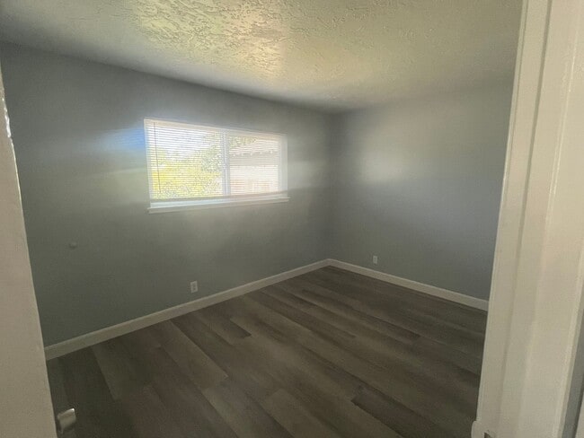 Building Photo - 16877 Antelope St