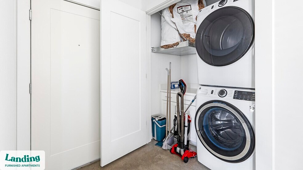 Building Photo - 5511 Caprock Smt Dr