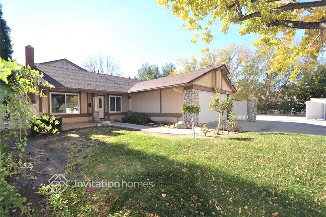 Building Photo - 27837 Ridgegrove Dr