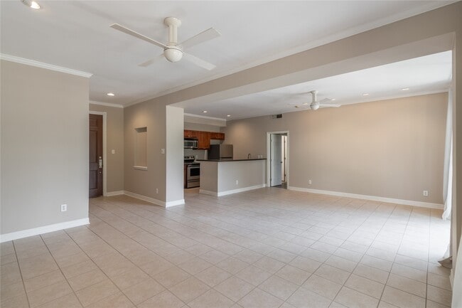 Building Photo - 4515 Briar Hollow Pl