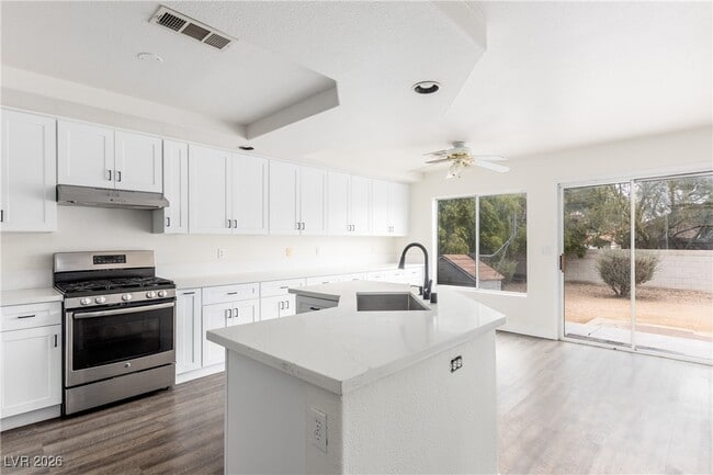 Building Photo - 1440 Silver Point Ave