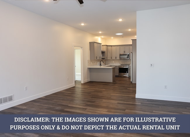 Building Photo - BRAND NEW 3 Bed 2 Bath Townhome!
