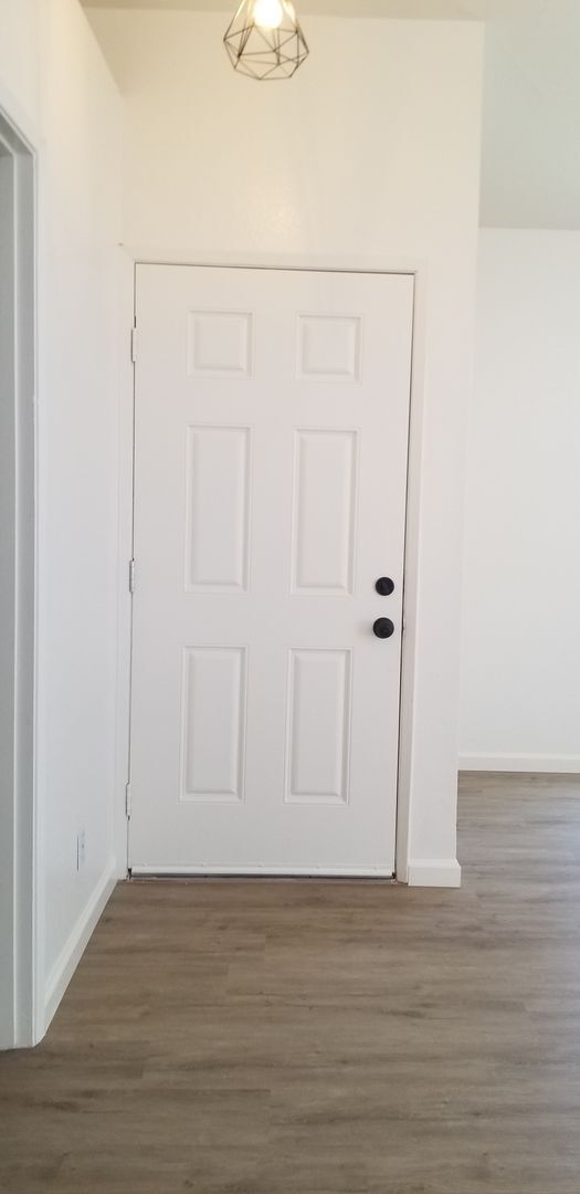 Building Photo - 5903 Golden Sunset Ct