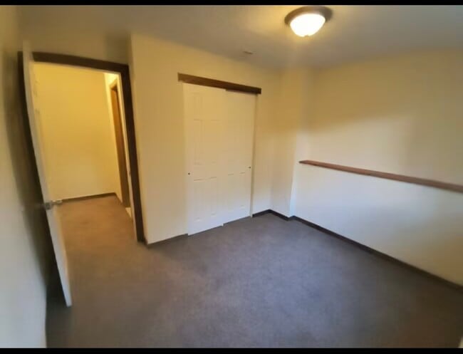 Building Photo - 4675 S Buckley Way