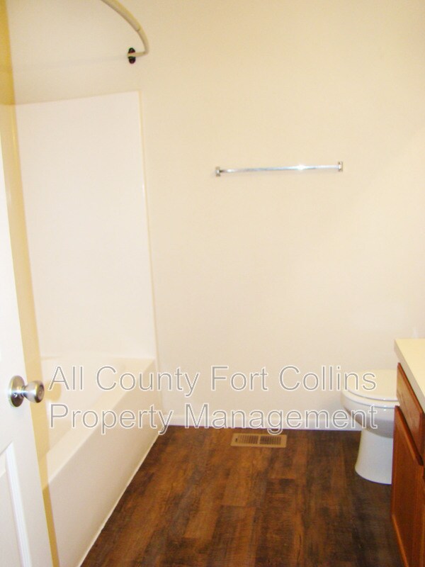 Building Photo - 6608 Kevin Dr